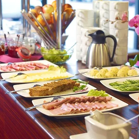 Focus Katowice Hotell 3*